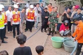 Kemarau mulai memicu kekeringan di Tangerang Selatan dengan dampak mencapai 16.485,47 hektare dan menyebabkan puluhan keluarga mengalami krisis air bersih.