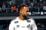 Konflik di ruang ganti memperburuk hubungan Neymar dengan Santos dan memunculkan spekulasi mengenai kelanjutan kariernya di klub masa kecilnya.