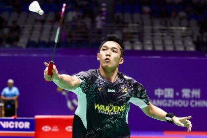 Jonatan Christie melaju ke perempat final China Open 2026 setelah bangkit dari ketertinggalan dan mempertahankan rekor sempurna atas Loh Kean Yew.