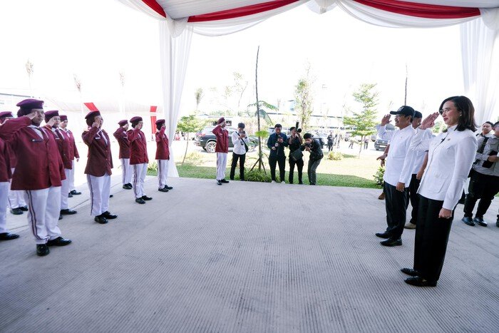 Kemensos dan Kementerian Pariwisata berkolaborasi membangun Sekolah Rakyat permanen di Poltekpar NHI Bandung untuk memperluas akses pendidikan berkualitas.