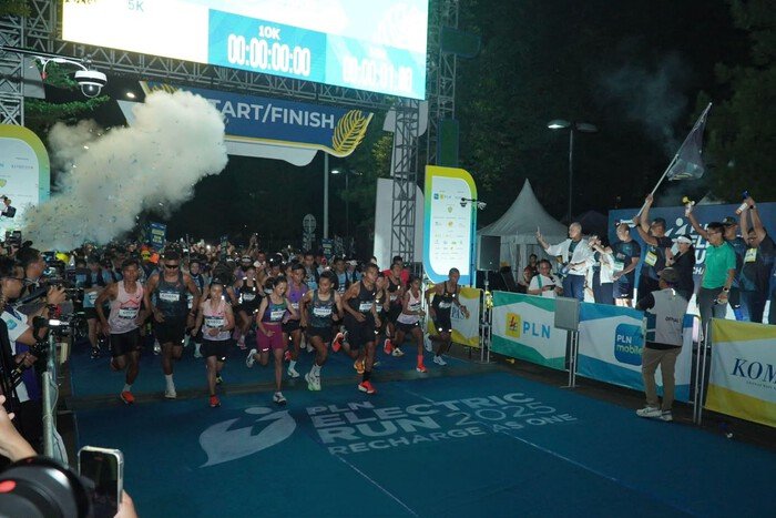 Special Ticket PLN Electric Run 2026 telah habis terjual, sementara penjualan Early Bird resmi dibuka mulai 28 Juli 2026 melalui aplikasi PLN Mobile.
