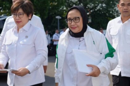 Nanik S Deyang resmi mundur dari jabatan Kepala BGN dan memilih menjalani pengobatan jantung di luar negeri, sembari menegaskan dukungannya terhadap Program Makan Bergizi Gratis.