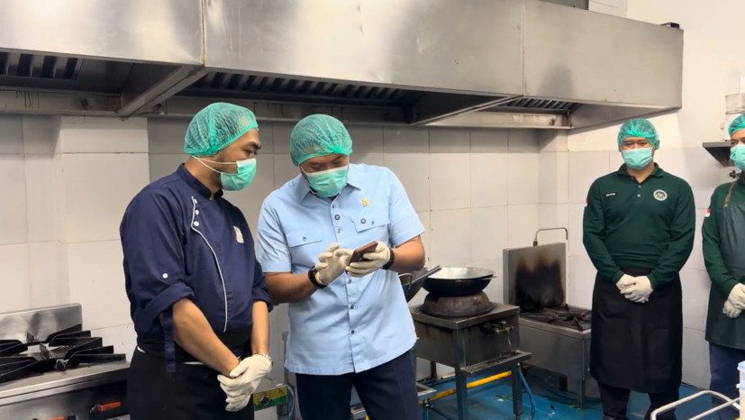 Sidak Perdana Kepala BGN Sudaryono ke Dapur MBG, Cek Langsung Standar Kualitas SPPG – GARUDA TV