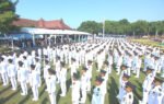 Presiden Prabowo Subianto memimpin pelantikan 1.204 Pamong Praja Muda IPDN Angkatan XXXIII Tahun 2026 di Kampus IPDN Jatinangor.