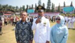 Purna Praja IPDN Angkatan XXXIII menegaskan komitmen mengabdi kepada masyarakat usai dilantik Presiden Prabowo Subianto di Kampus IPDN Jatinangor, Sumedang.