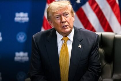Israel membagikan intelijen kepada AS mengenai dugaan rencana baru Iran membunuh Donald Trump di tengah meningkatnya ketegangan dan upaya diplomasi.