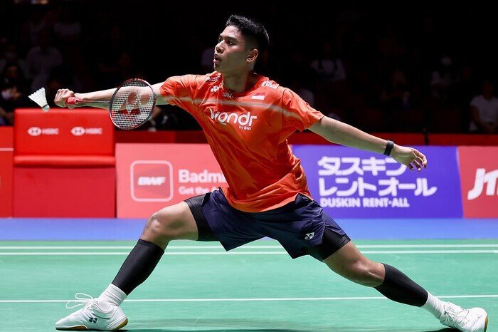 Moh Zaki Ubaidillah harus mengakhiri perjuangannya di babak 16 besar Japan Open 2026 setelah dikalahkan Anders Antonsen.