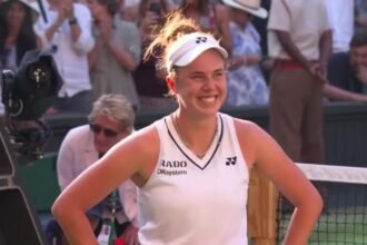 Linda Noskova meraih gelar Grand Slam pertama dengan menjadi juara Wimbledon 2026 setelah mengalahkan Karolina Muchova dalam final dramatis tiga set.