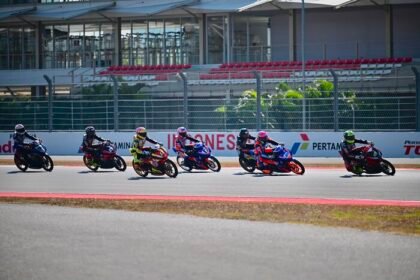 Pertamina Mandalika Racing Series menjadi wadah pembinaan pembalap muda Indonesia dengan membuka jalan menuju kompetisi balap motor tingkat Asia hingga dunia.