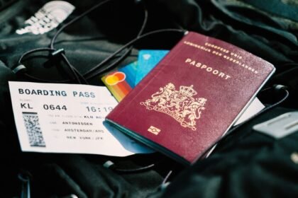 Indonesia masuk daftar 42 negara dengan biaya visa turis termahal bagi warga Uni Eropa, namun tarif VoA masih lebih rendah dibandingkan sejumlah negara lain.