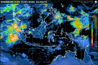 BMKG memprakirakan hujan ringan hingga petir masih berpotensi terjadi di sejumlah ibu kota provinsi pada Sabtu, 18 Juli 2026.