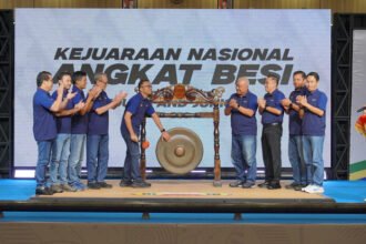 Pupuk Indonesia bersama PB PABSI memperkuat regenerasi atlet melalui Kejurnas Angkat Besi Youth & Junior 2026 yang diikuti hampir 300 peserta dari 23 provinsi.