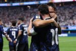 Argentina membalikkan keadaan pada menit-menit akhir untuk menaklukkan Inggris 2-1 berkat dua assist Lionel Messi.