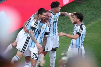 Argentina bangkit pada babak tambahan waktu untuk mengalahkan Swiss 3-1 dan memastikan langkah ke semifinal Piala Dunia 2026 menghadapi Inggris.