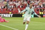 Bismillah atau Vamos la? Gerak Bibir Cristiano Ronaldo Sebelum Tendang Penalti Bikin Geger lagi