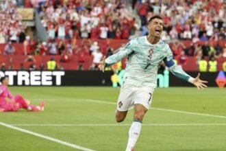 Bismillah atau Vamos la? Gerak Bibir Cristiano Ronaldo Sebelum Tendang Penalti Bikin Geger lagi