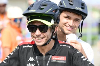 Lando Norris Beri Sinyal Satu Tim dengan Valentino Rossi di Le Mans 24 Jam : "Tentu Saya Mau"