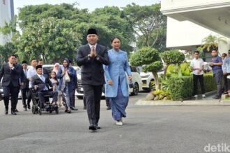 Tiba di Istana Berjas Rapi dan Berdasi Biru, Sudaryono Minta Doa Jelang Dilantik Jadi Kepala BGN