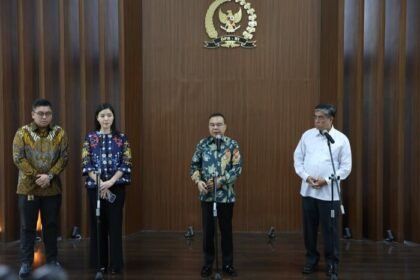 DPR RI memfasilitasi dialog antara Menaker dan manajemen TikTok-Tokopedia untuk meluruskan isu PHK, dengan hasil perusahaan memastikan tidak ada pemutusan hubungan kerja.