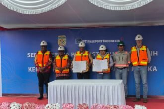 Perluas Akses Air Bersih untuk Masyarakat, Freeport Indonesia Hibahkan 11 Km Pipa kepada Pemkab Mimika