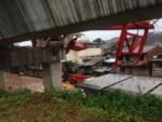 2 Jam Terjepit Beton Roboh di Jatinegara, 2 Pekerja Selamat!