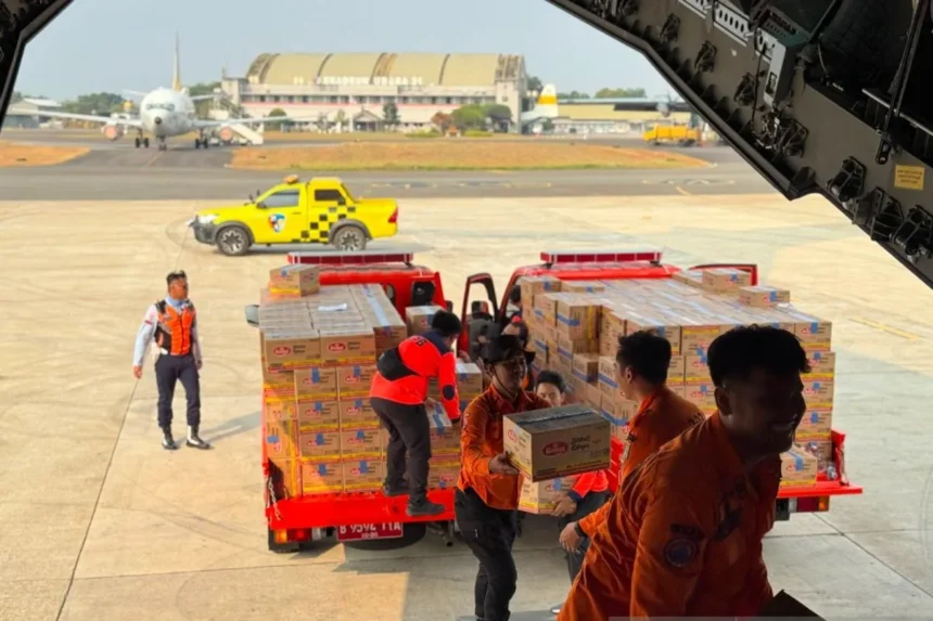 BNPB Percepat Distribusi Bantuan Gempa NTT dengan Sistem Hub-and-Spoke
