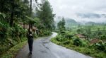 Di Tengah Panasnya Kemarau, 7 Kota Ini Justru Punya Suasana Sejuk (Foto: AI)