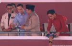 Karnaval Malam HUT ke-81 RI: Ketika Pasangan Prabowo-Gibran Dapat Kiriman Ompreng MBG