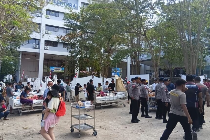 Wamensos Pimpin Rombongan Pejabat ke NTT Percepat Bantuan Darurat Gempa