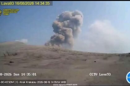 Gunung Anak Krakatau Erupsi 9 Kali, Kolom Abu Capai 400 Meter (Foto PVMBG)