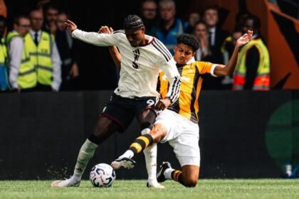 King MU Jadi Korban Klub Promosi, Setan Merah Tumbang 0-2 di Laga Perdana (Foto; IG/@hullcity)