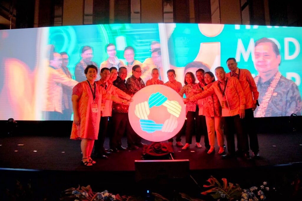 HIPPINDO Gelar IRSE 2026 dan Harmoni Awards, Menutup Bulan Kemerdekaan dengan Menyiapkan Masa Depan Ritel Indonesia 3 HIPPINDO Gelar IRSE 2026 dan Harmoni Awards, Menutup Bulan Kemerdekaan dengan Menyiapkan Masa Depan Ritel Indonesia