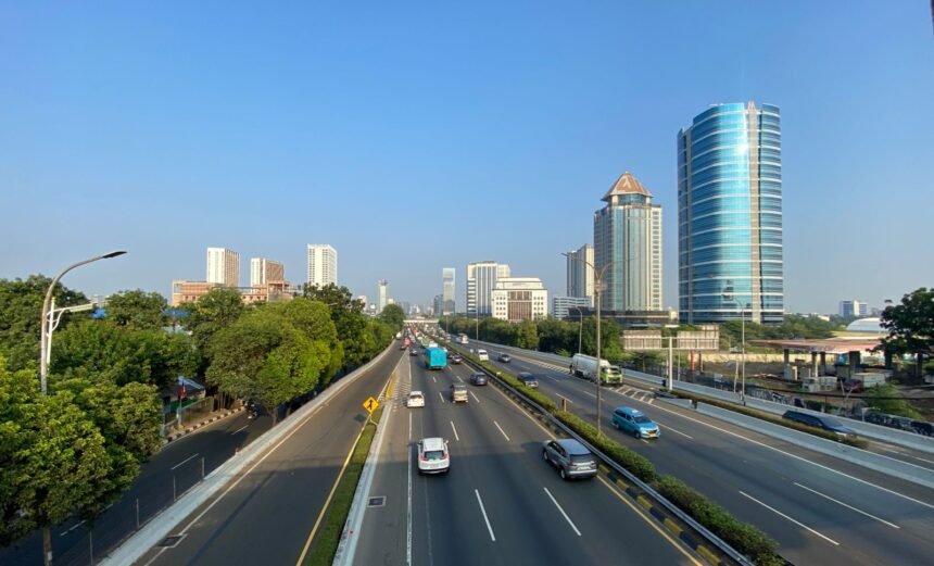 Sempat Terdampak Aksi Massa, Tol Dalam Kota Jakarta Kembali Dibuka Pagi ini (Foto: Rizki Raffi)