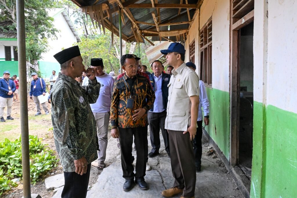Tak Biarkan Anak-Anak Kehilangan Ruang Belajar, Kementrans Turun Tangan Pulihkan MI Al-Ikhtiar 2 Tak Biarkan Anak-Anak Kehilangan Ruang Belajar, Kementrans Turun Tangan Pulihkan MI Al-Ikhtiar