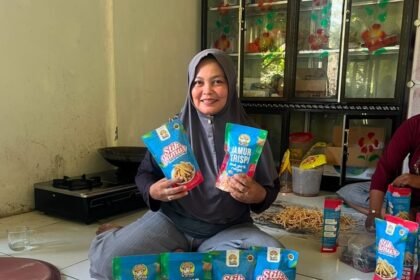 Tak Ingin Jamur Terbuang, Ibu Astuti Justru Bangun Usaha hingga Pimpin Bank Sampah