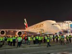 Penampakan Jet Raksasa Airbus A380 Emirates yang Mendarat Perdana di Bandara Soetta