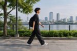 Jalan Kaki Bisa Lebih Efektif Menurunkan Lemak daripada Jogging? Ini Penjelasannya (Foto: AI)