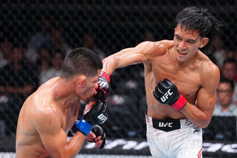 Debut Maut 'The IndoNinja', Bilal Hasan Bikin Babak Belur dan Pukul KO Nilson Rojas di UFC Shanghai