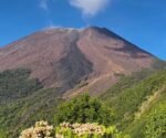 Terpeleset Saat Asyik Berswafoto, Pendaki Remaja Jatuh ke Kawah Gunung Slamet