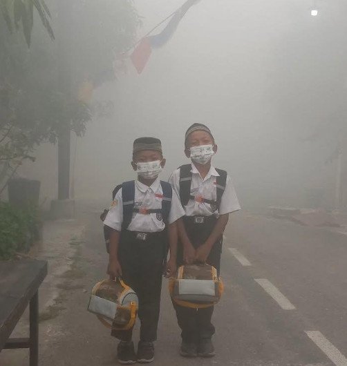 Tagar #PrayForKalimantan Bergema, Warganet Merinding Lihat Peta Digital Dipenuhi Merah Titik Api