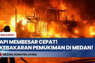 Kebakaran Hebat Hantam Pemukiman Pandau Hulu Medan, Asap Tebal Membumbung Tinggi
