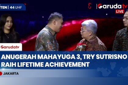 Garuda TV Anugerahkan Lifetime Achievement kepada Almarhum Try Sutrisno