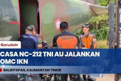 Pesawat Casa NC-212 TNI AU Tabur 800 Kg Garam, Jalankan Misi Modifikasi Cuaca di IKN