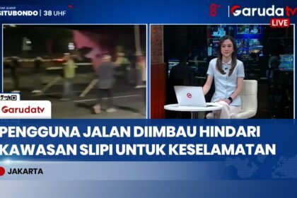 Aksi Demo di DPR Kian Ricuh Hingga Malam, Jalan Raya dan Tol Kawasan Slipi Ditutup Sementara