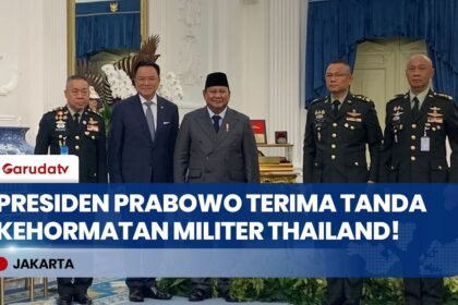 Presiden Prabowo Terima Tanda Kehormatan Militer & Baret Merah Pasukan Khusus Thailand!