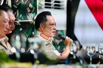 Mendagri Tito Karnavian Janjikan Dana Perbaikan Gempa NTT Hingga Rp70 Juta per Rumah