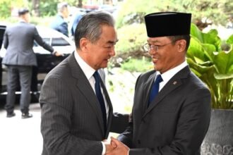 Menlu Sugiono dan Manlu China Wang Yi Resmikan Dialog Strategis, Incar Kerja Sama Teknologi AI