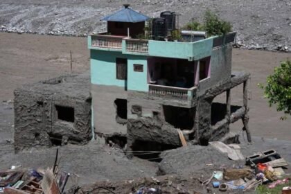 Viral 'Rumah Hijau' Nepal Kokoh Diterjang Banjir Bandang, Penghuni Selamat