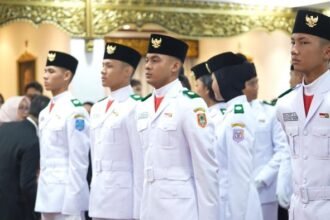 Inilah Tim 'Adil Makmur' Paskibraka Penurunan Bendera di Istana Merdeka, Putri Papua Dipercaya Bawa Baki
