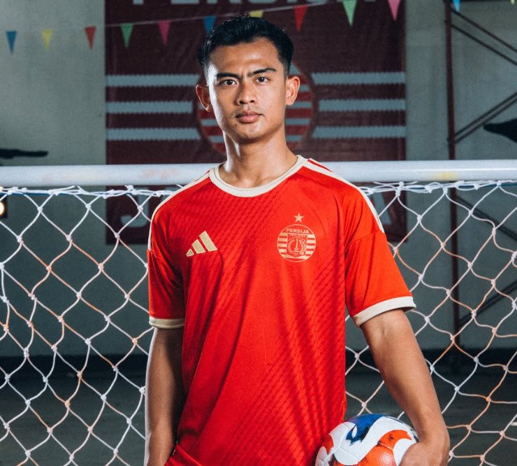 Sentuhan Emas dan Oranye Khas Macan Kemayoran, Persija Perkenalkan Seragam Tempur Anyar
